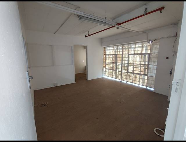 1,414M² WAREHOUSE TO LET IN MAITLAND